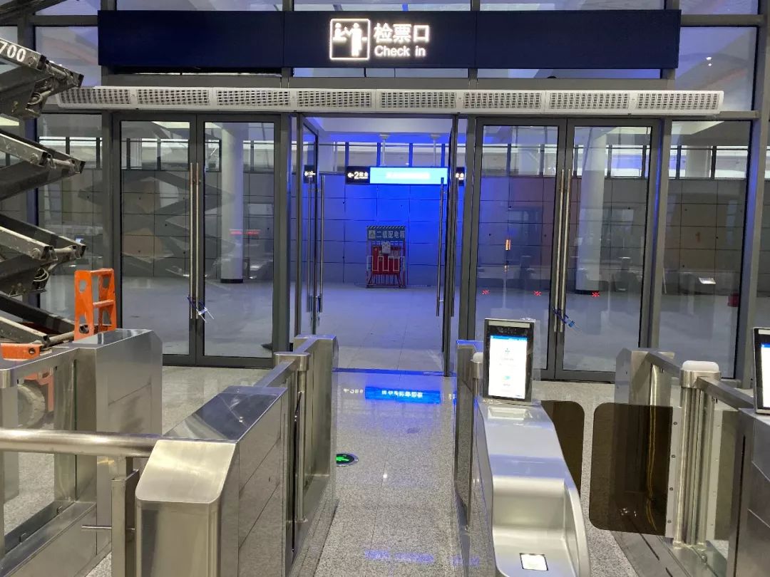 商杭高铁 凤台_商合杭高铁凤台南站_商合杭高铁淮南南站站前广场