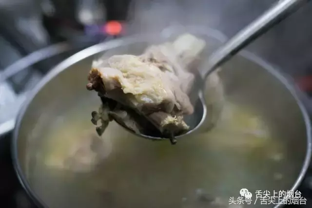 你竟然不知道?烟台这十家餐厅天天都是人人人人人……(图15) 肥牛海鲜自助火锅加盟_冠菌海鲜肥牛自助火锅加盟_凤台小肥牛自助火锅店地址