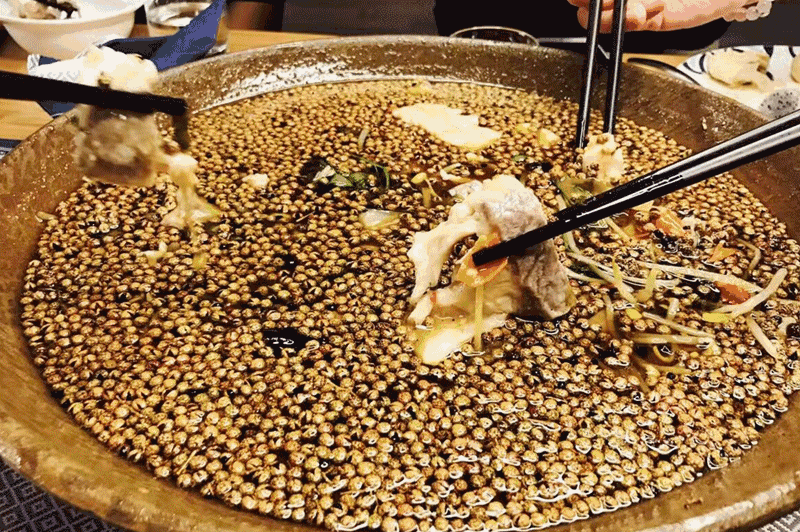 你竟然不知道?烟台这十家餐厅天天都是人人人人人……(图30) 冠菌海鲜肥牛自助火锅加盟_凤台小肥牛自助火锅店地址_肥牛海鲜自助火锅加盟