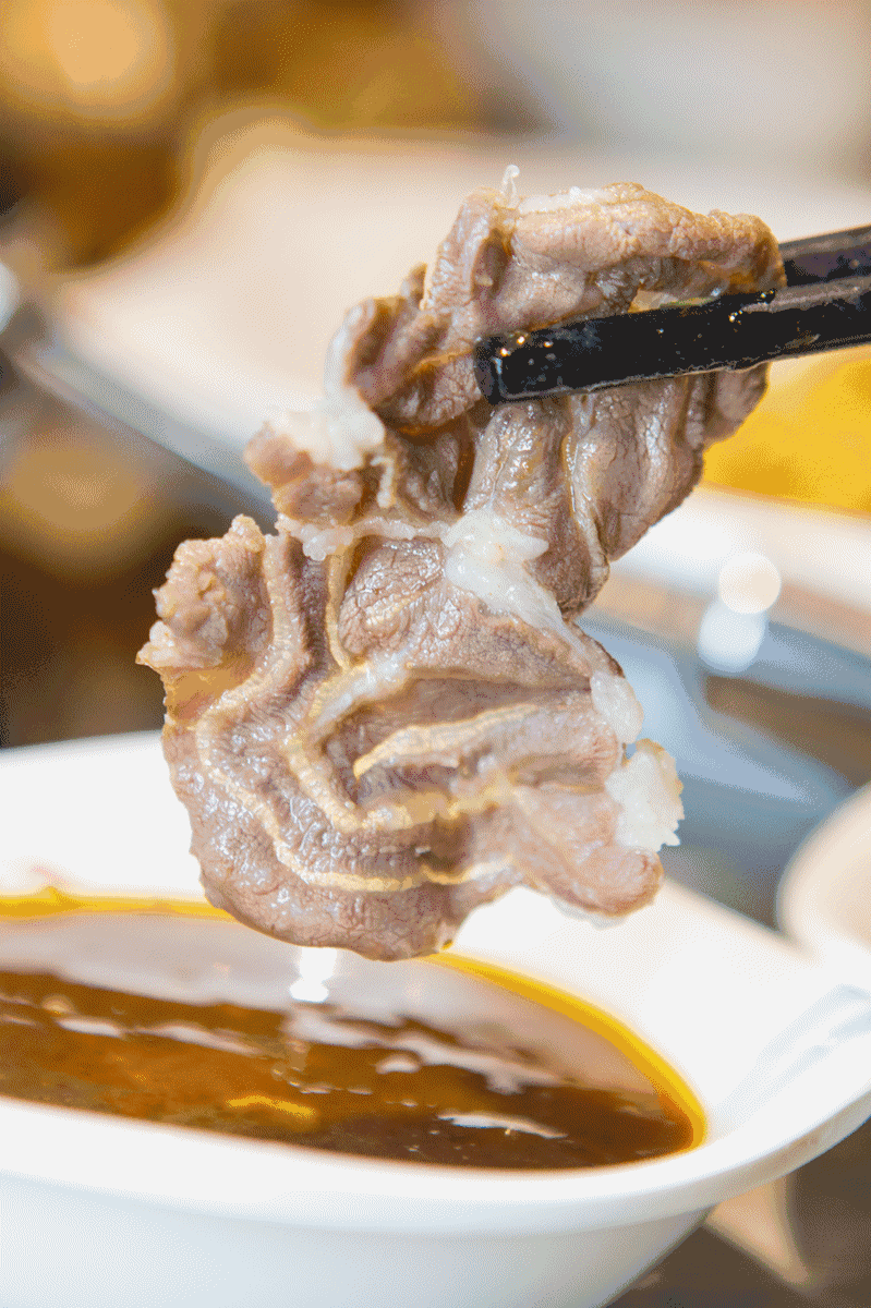 你竟然不知道?烟台这十家餐厅天天都是人人人人人……(图7) 肥牛海鲜自助火锅加盟_冠菌海鲜肥牛自助火锅加盟_凤台小肥牛自助火锅店地址