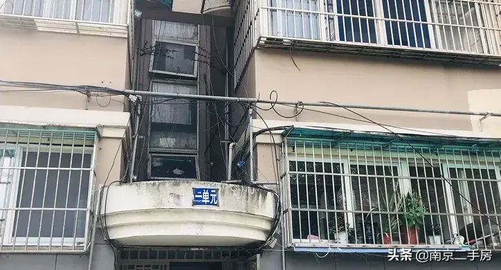 与河西一街之隔!曾经好评如潮,如今光环褪去,依旧不缺客户(图19) 合肥凤台路小区租房_竹子林小区房二手_凤台古城小区二手房