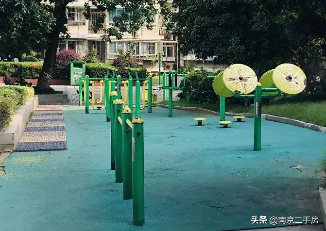 与河西一街之隔!曾经好评如潮,如今光环褪去,依旧不缺客户(图7) 凤台古城小区二手房_竹子林小区房二手_合肥凤台路小区租房