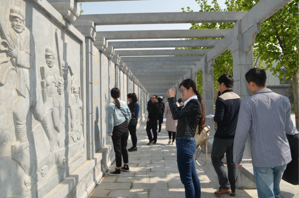 濮阳市台前县凤凰大酒店_安徽省凤台县城北湖排涝站暗箱操作萝卜招聘