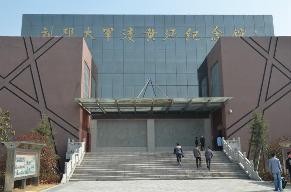 濮阳市台前县凤凰大酒店_安徽省凤台县城北湖排涝站暗箱操作萝卜招聘