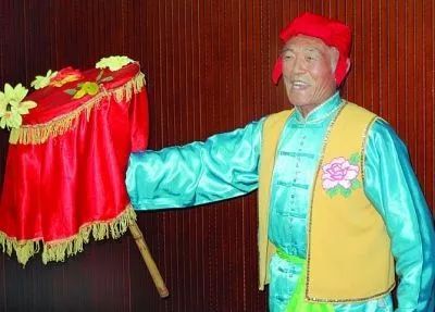 安徽凤台花鼓灯艺术团_凤台花鼓灯_凤台县花鼓灯艺术中等专业学校