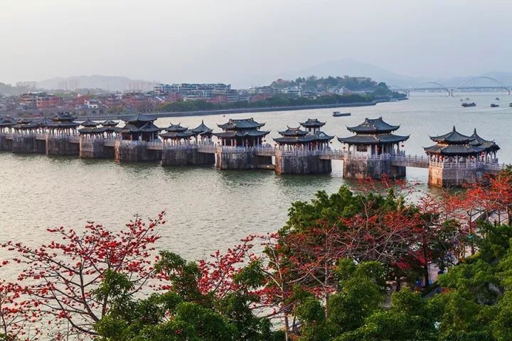 凤台香牌坊火锅_香牌坊火锅怎么样_重庆香牌坊火锅底料