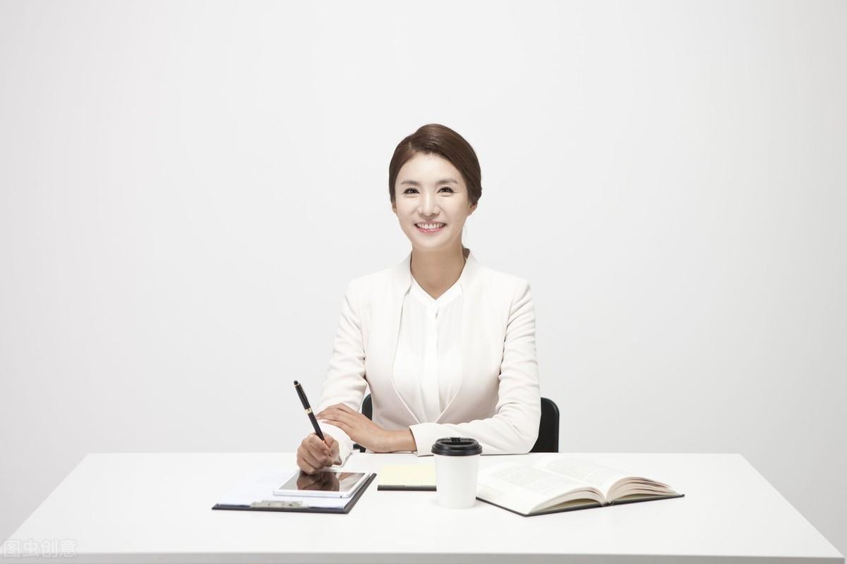 性格内向职场新人_在职场内向的人怎么办_性格内向的人在职场