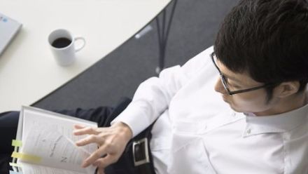 职场新人工作总结演讲稿_新职位演讲_职场新人发言