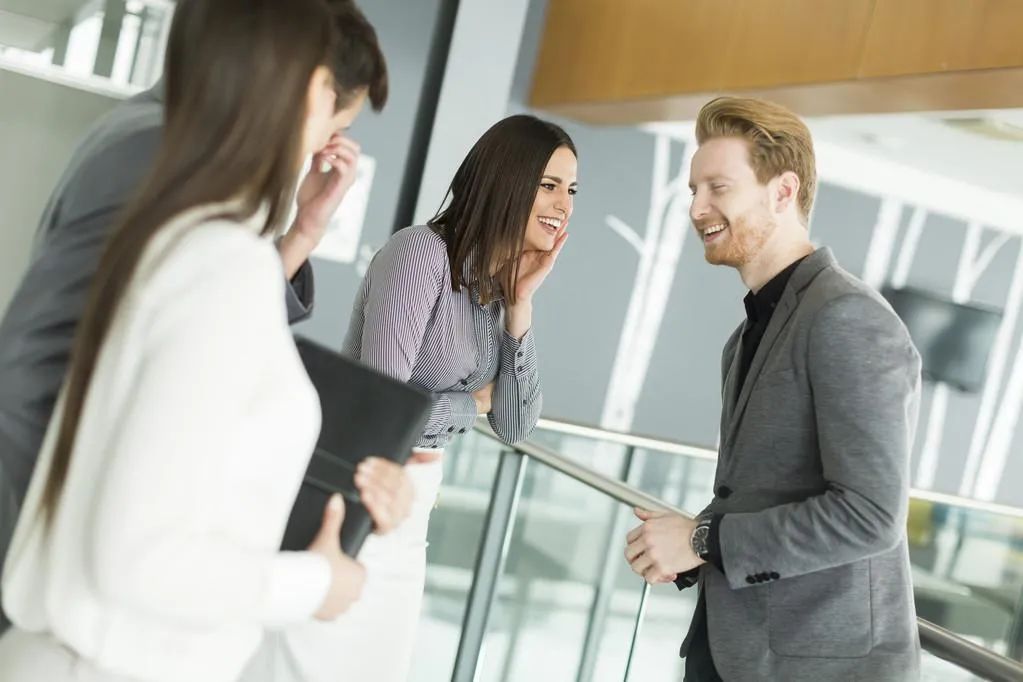 (TIPS)新人入职自我介绍,你的孩子会吗?(图1) 职场新人自我介绍_职场新人介绍ppt_职场新人介绍词