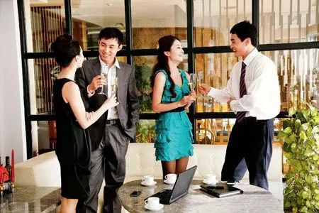 (TIPS)新人入职自我介绍,你的孩子会吗?(图2) 职场新人自我介绍_职场新人介绍词_职场新人介绍ppt