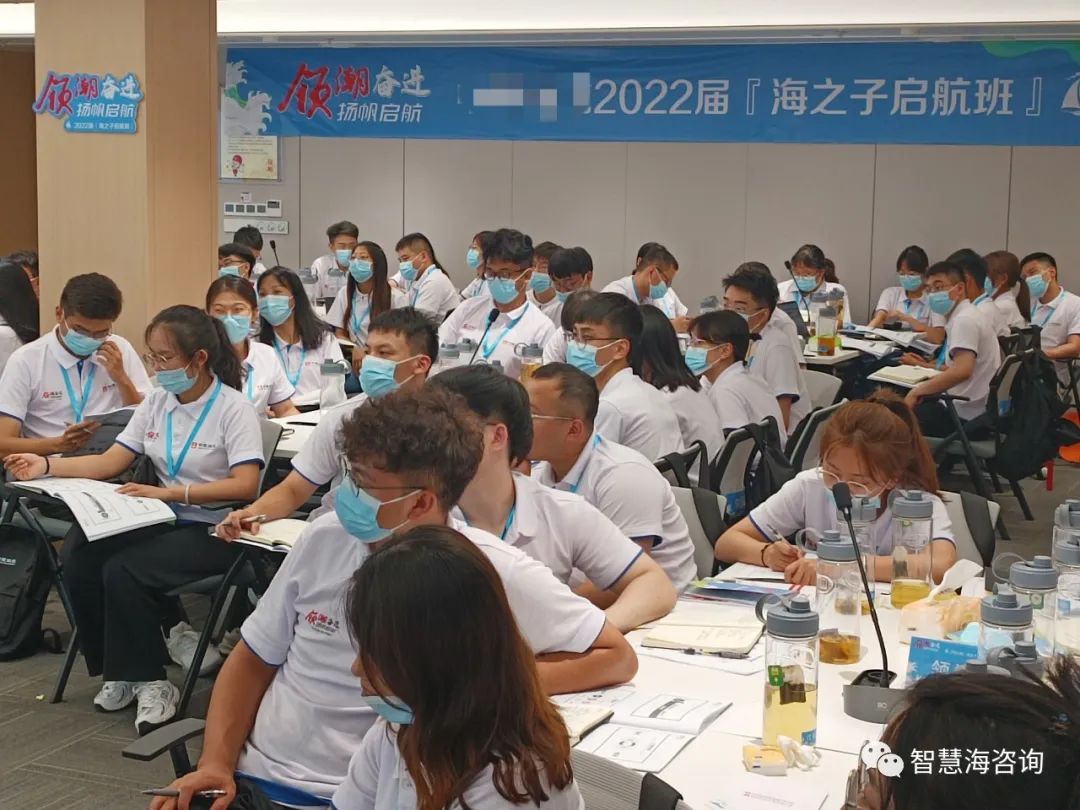 nlp沟通技巧李中莹_nlp实用职场沟通技巧_职场沟通技巧培训感想