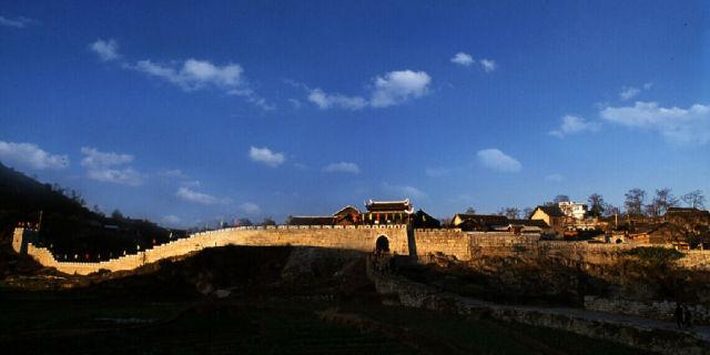 开阳ktv最新招聘_贵阳酒吧招聘服务员_贵州开阳县酒吧招聘