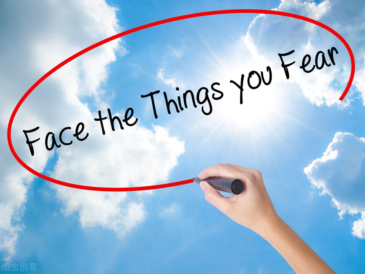 如何面对职场暴力_职场暴力应对方法_职场冷暴力及应对技巧