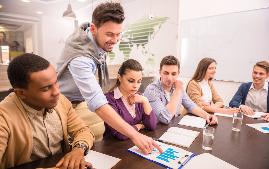 一群老鼠开会研究怎么对付猫,所有老鼠都沉默了(图2) 职场不逃跑txt_职场不逃跑_职场不逃跑小v