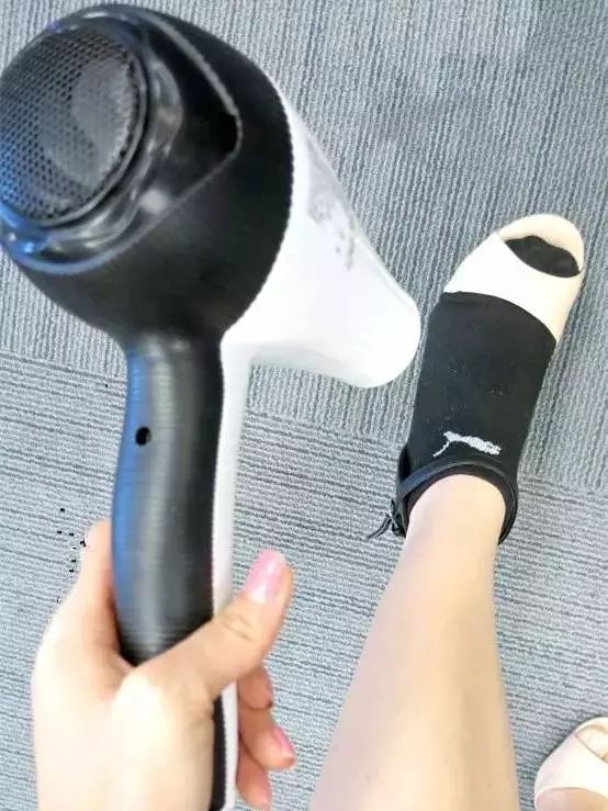 (实用)高跟鞋千万别扔,这样穿才最聪明!(图6) 高跟鞋职场女性_职场高跟鞋_职场高跟鞋的讲究