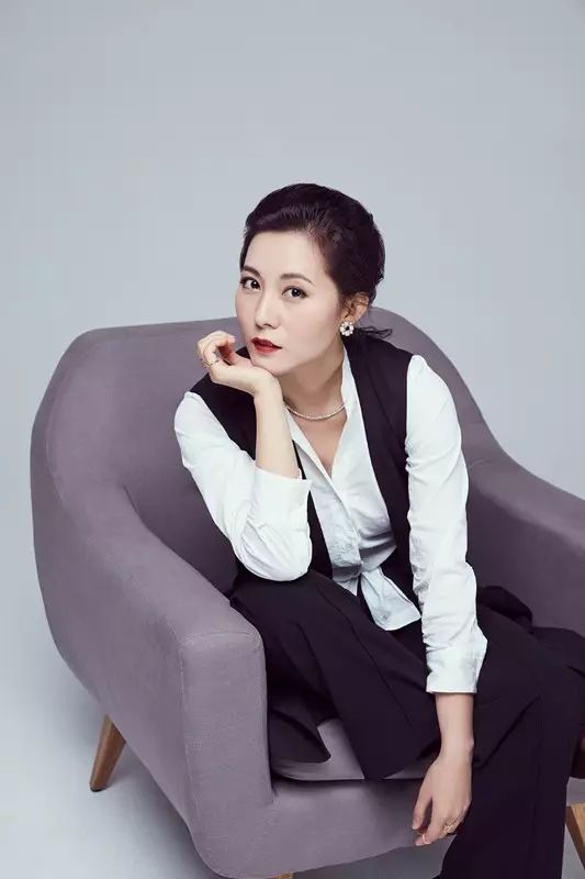 女生职场逆袭_好看的职场逆袭电视剧_职场菜鸟如何逆袭