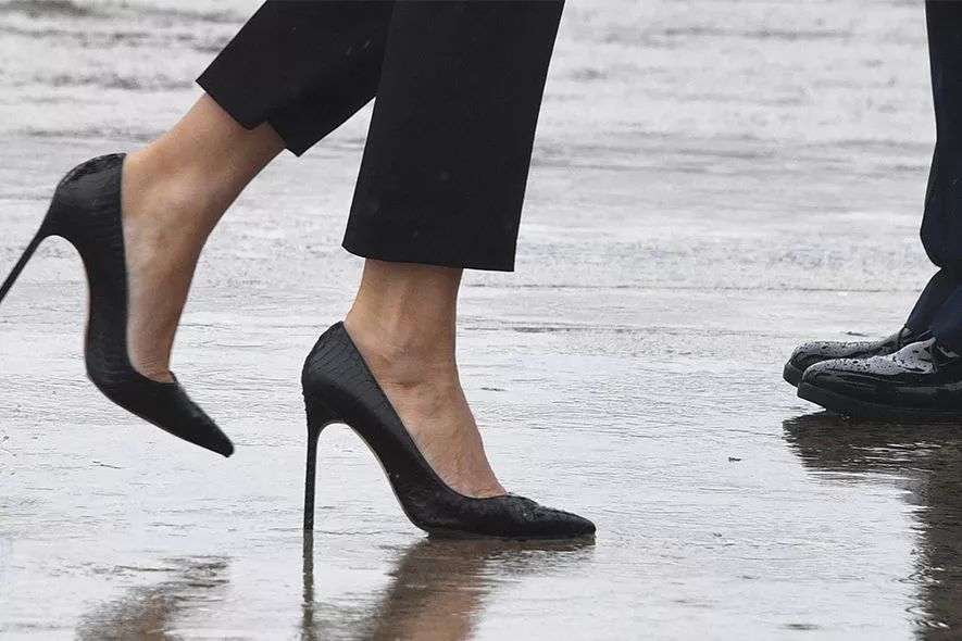 高跟鞋职场女性_职场高跟鞋多高合适_职场高跟鞋