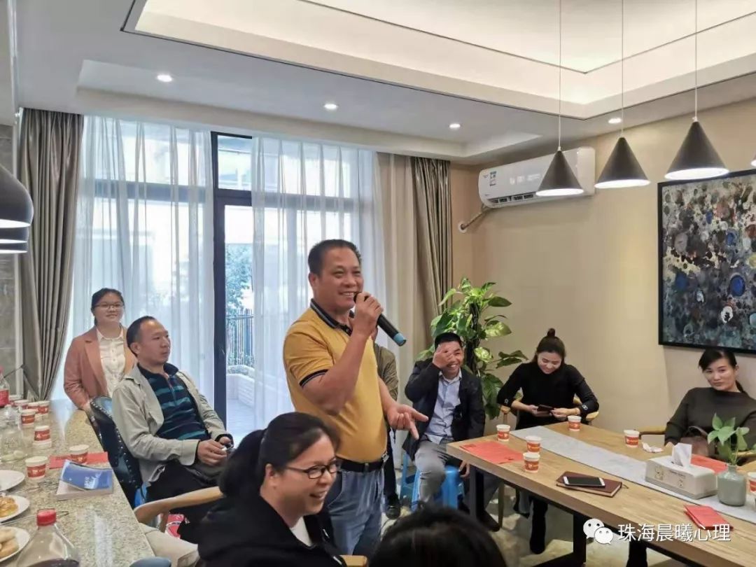 职场心理咨询师电话_职场心理咨询主题_职场 心理咨询