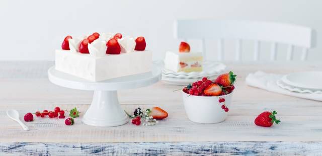 黑天鹅蛋糕店招聘_黑蝴蝶蛋糕店_延吉蛋糕店招聘