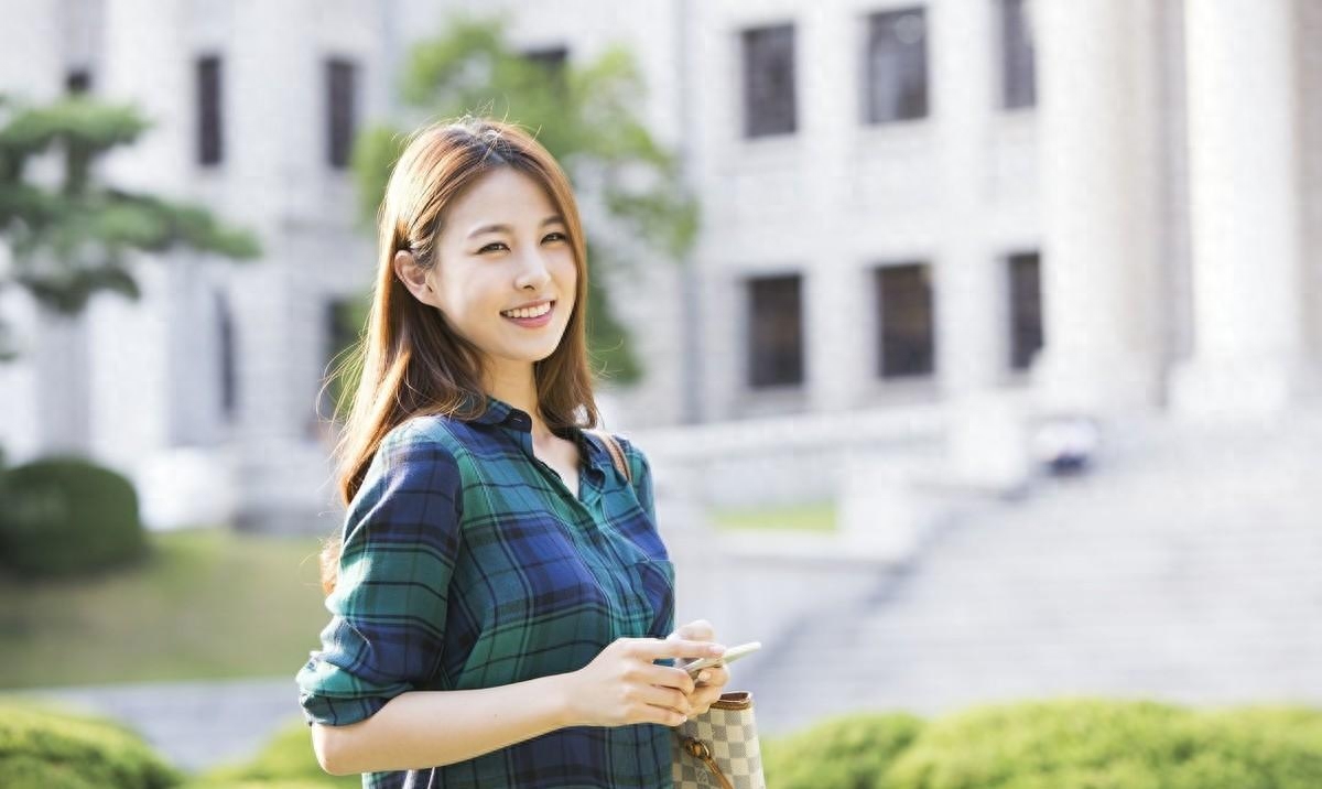 大龄离婚女征婚_大龄职场女青年_女职场职场恋爱中字版