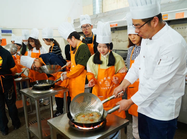 科技后勤招聘浙江学院公告_科技后勤招聘浙江学院教师_浙江科技学院后勤招聘