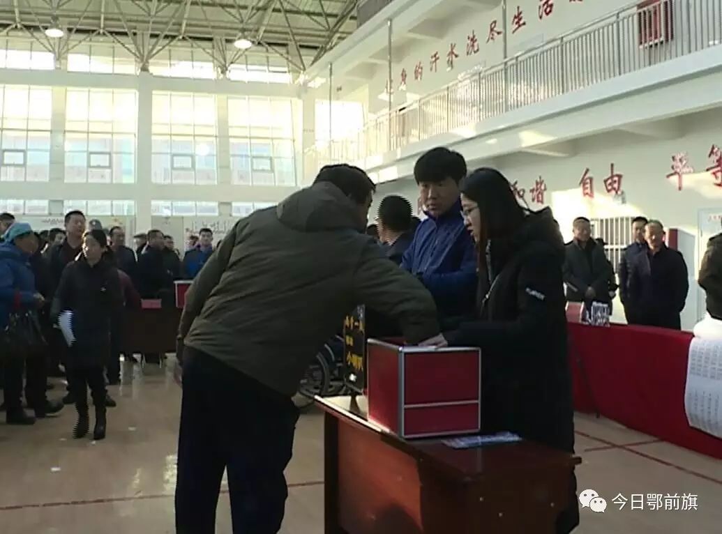 凤台中低收入家庭喜领廉租房补贴_廉租房补贴要什么手续_2021年廉租房补贴到账时间