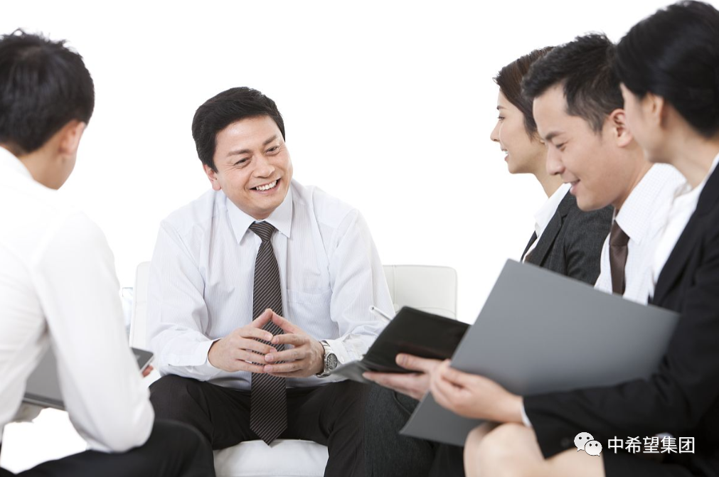 职场精英是不是最低级的_什么是职场精英_职场精英是什么意思