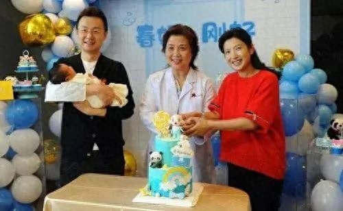 那些我们熟悉的“国脸”,你知道几个?(图20) 简历央视撒贝宁主持人是谁_央视主持人撒贝宁主持的节目_央视主持人撒贝宁简历