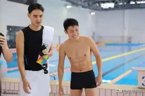 央视主持人撒贝宁简历_何炅谢娜撒贝宁主持的节目_撒贝宁主持开讲啦