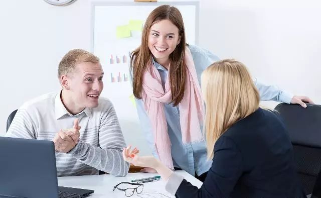 职场白领不高pdf下载_我要学白领职场英语_比较好的白领职场论坛