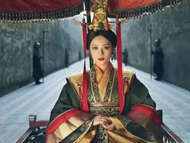 职场女的靠男的上位_女人职场靠男人上位的多不多_女人想在职场上位靠什么