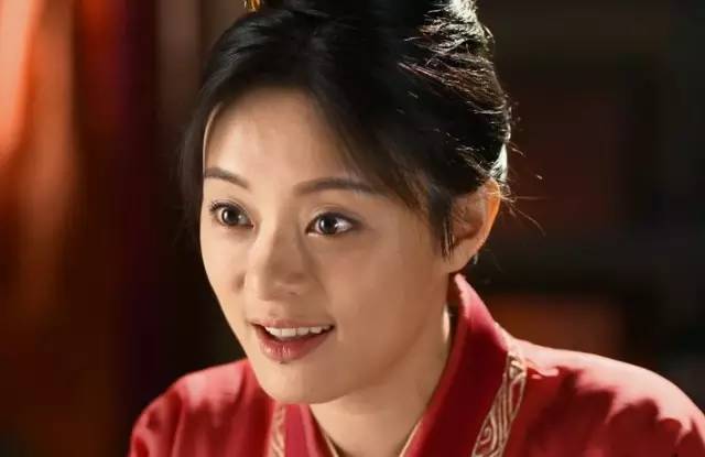 女人想在职场上位靠什么_职场女的靠男的上位_女人职场靠男人上位的多不多