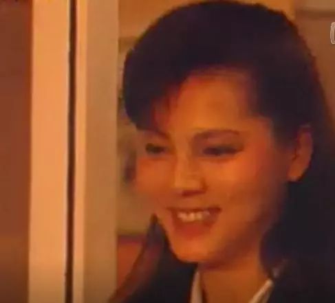 职场中国之空姐_中国南方航空空姐_中国国航的空姐制服