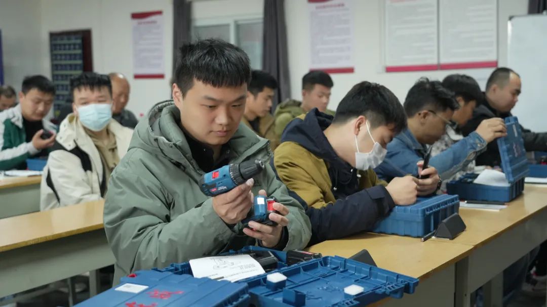 家具安装工招聘信息网_家具安装招聘家具招聘信息_家具厂招聘安装工