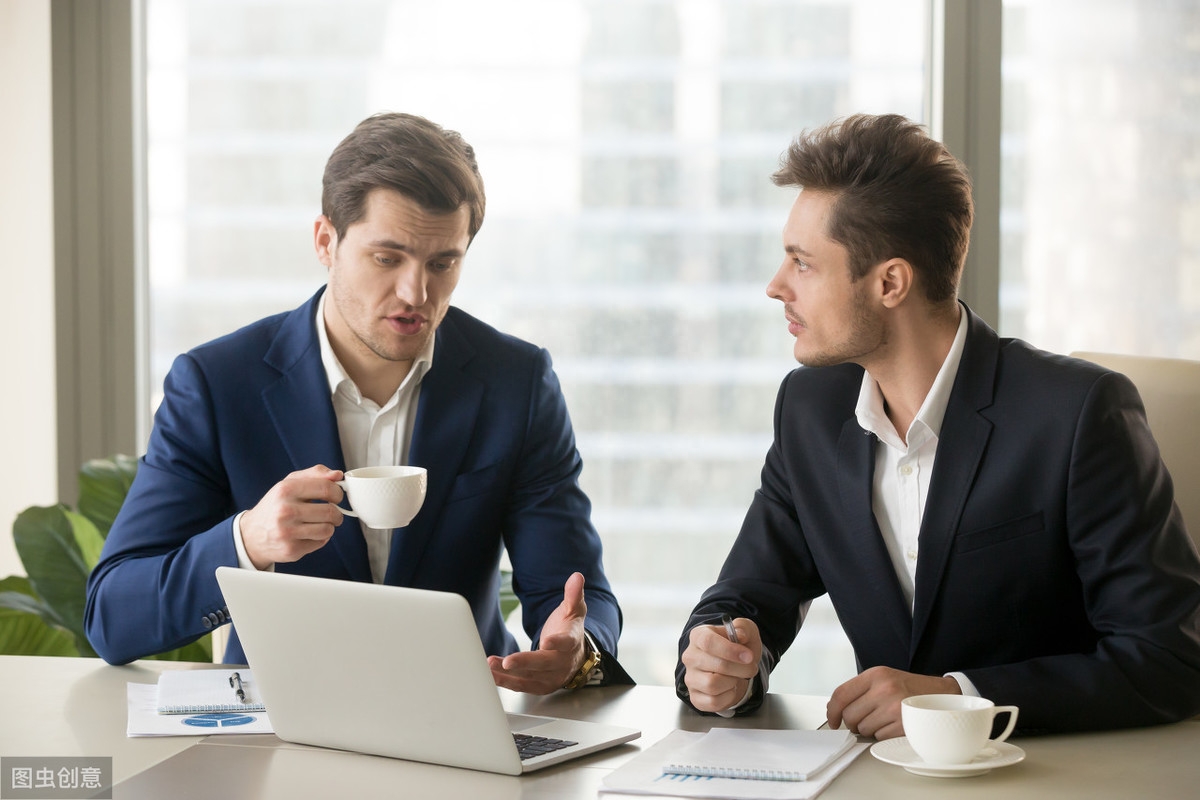 保险公司职场布置_怎么布置职场_职场布置效果图