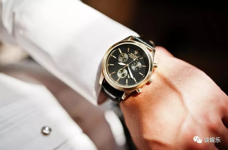职场男人手表应该左手还是右手_男人左手右手戴表_男生手表左手右手