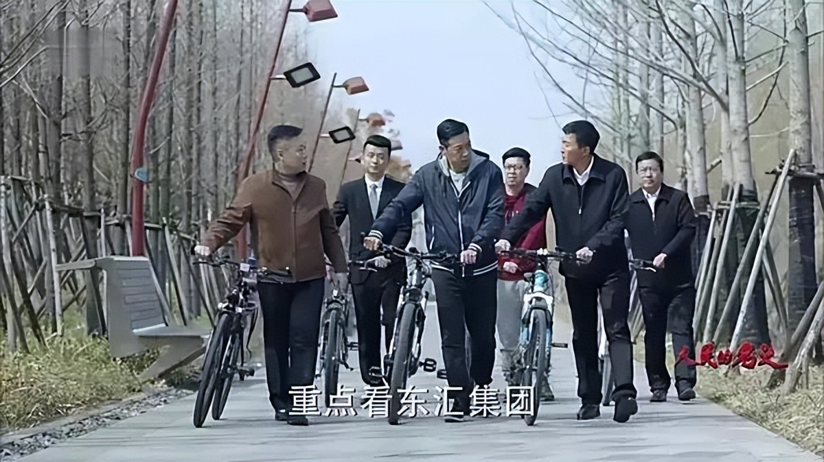 职场男士着装需要注意哪些问题_职场男人着装_职场着装男士