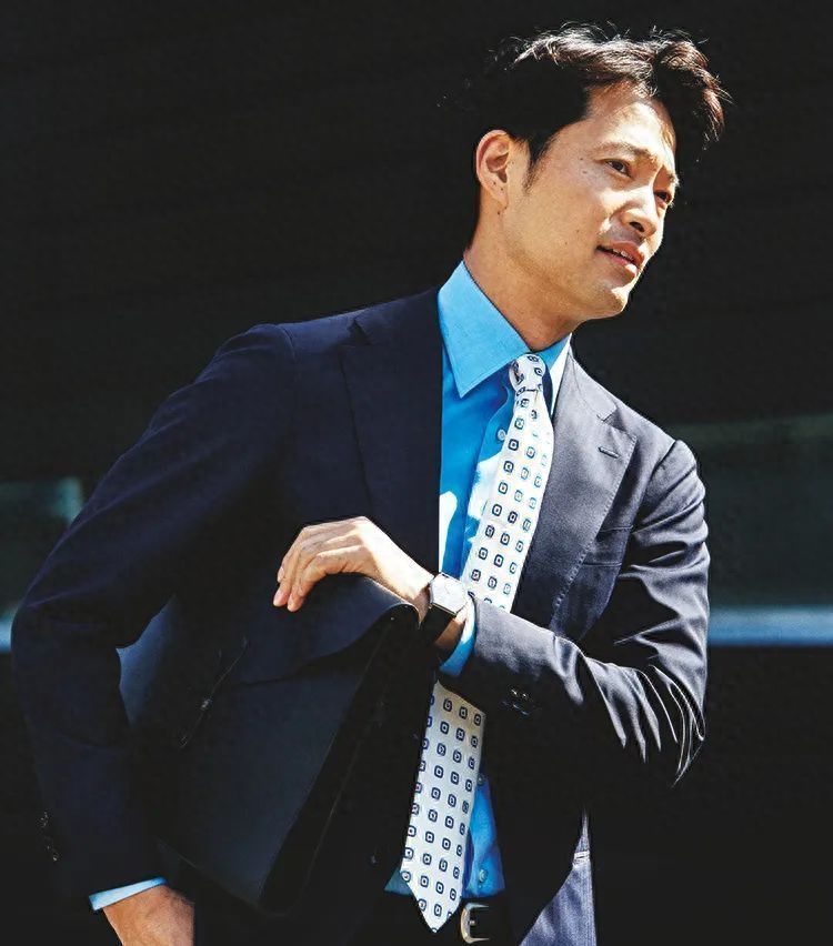 职场男士着装需要注意哪些问题_职场男人着装_职场男性着装的三个三原则