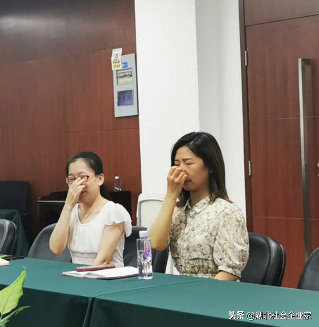 职场压力与情绪管理_职场情绪压力管理与自我激励_职场情绪压力管理方法