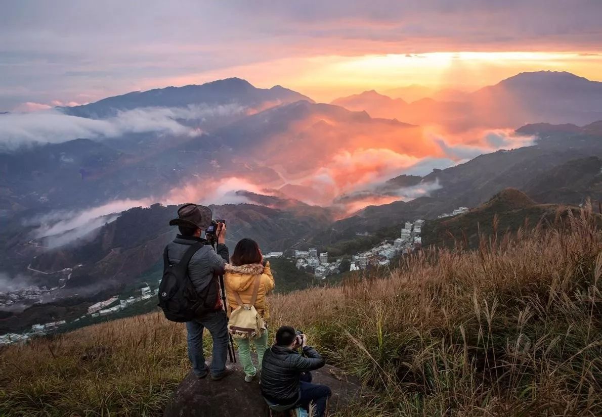 凤台香牌坊火锅_香牌坊火锅底料_重庆香牌坊火锅底料