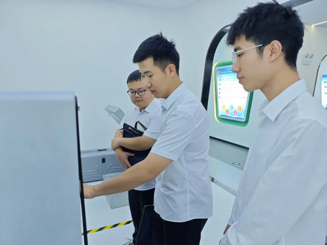 职场培训师 迎新SUMMER2023巍巍麓山,浩浩湘江,谁也抵挡不了星城(图8) 职场培训讲师_职场培训师_职场培训是什么意思