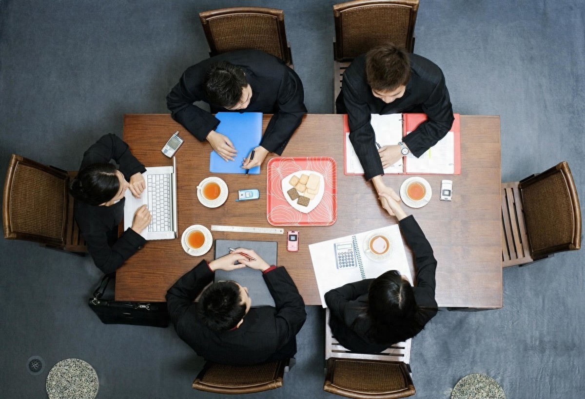 感觉自己的职场人际很紧张_职场人际关系的书籍_职场生存不可不知的人际关系圣经