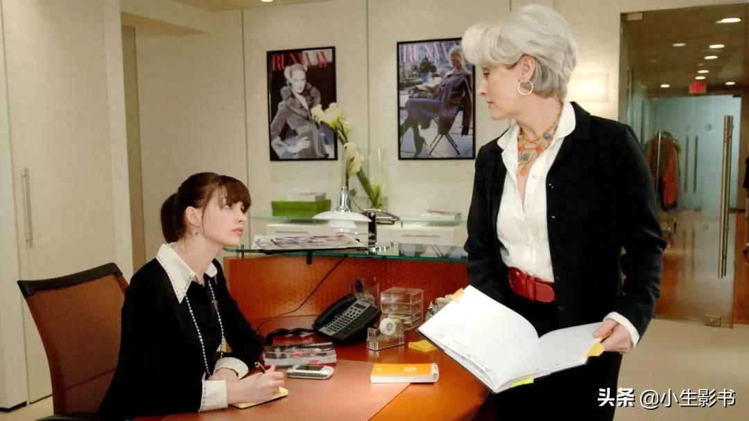 《穿普拉达的女王》被评为必看的时尚电影(图7) 职场好电影_经典职场电影_职场的电影