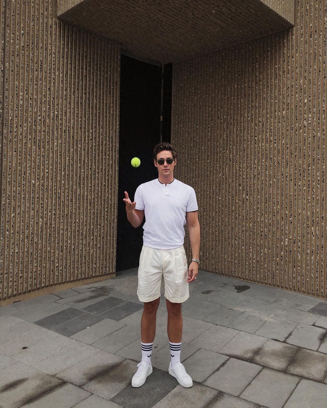 夏季职场男穿衣搭配技巧_夏季职场男装搭配_职场男装图片