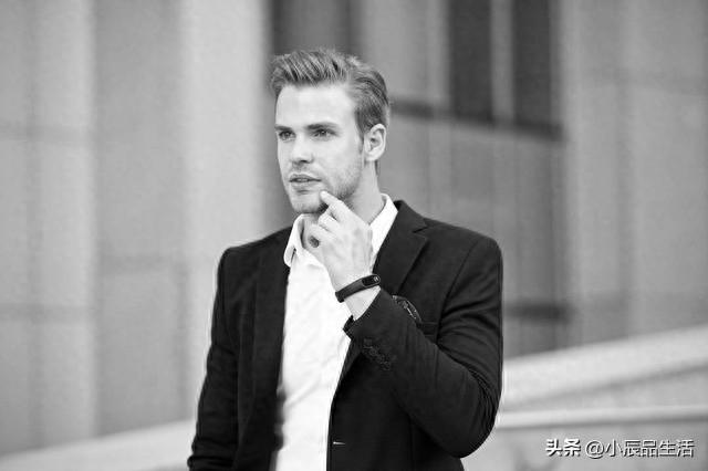 男士职场着装原则谁提出来的呢_男士职场着装原则_男士职场着装原则有哪些