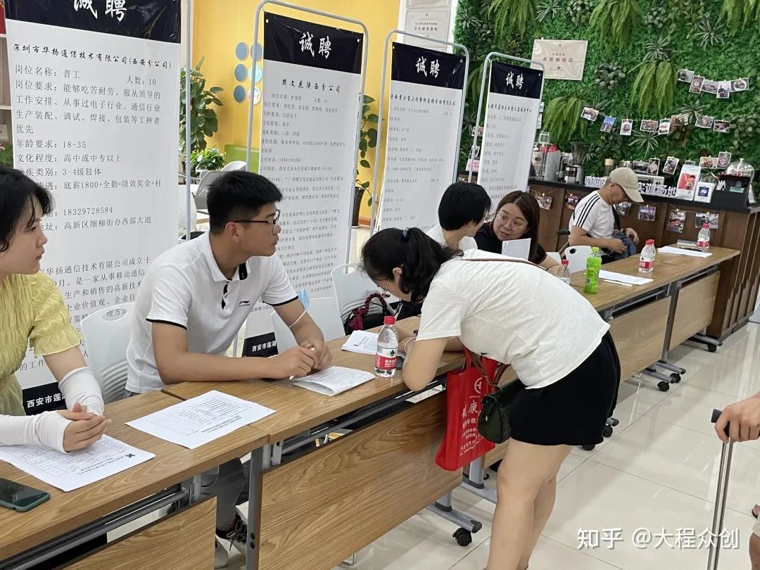 大学生简历背景图片_简历背景图片清新_简历背景高清图