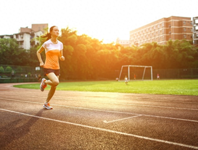 运动与职场人生_职场运动方案_职场运动装