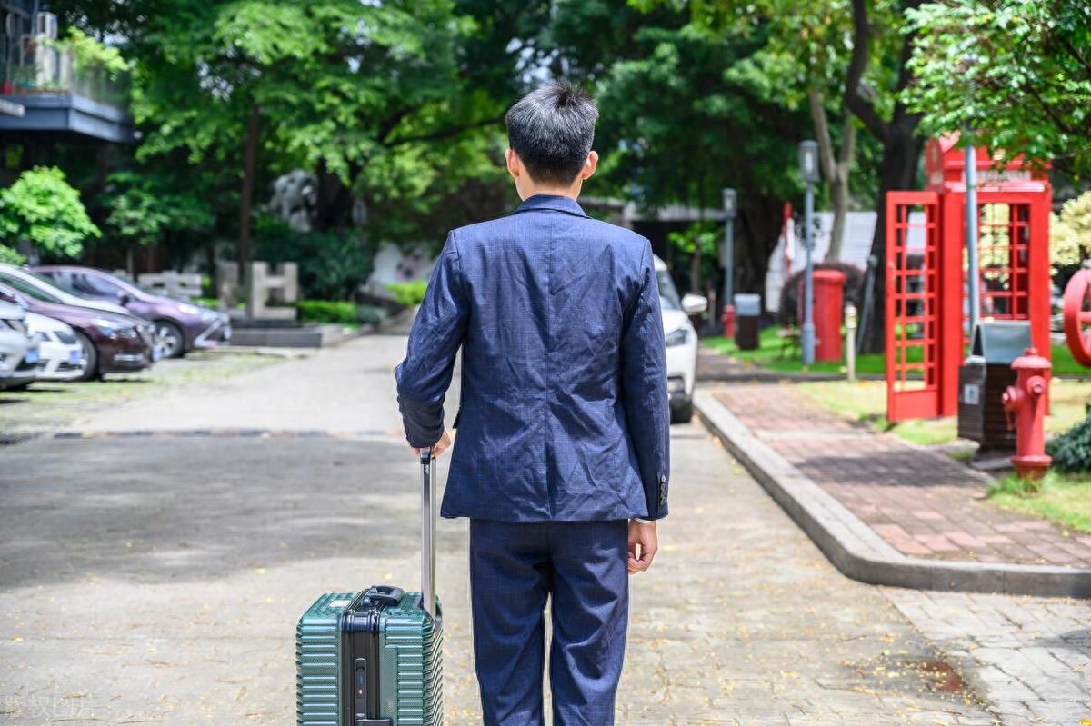 老油条35岁的职场人士被认为是老油条,怎么办?(图10) 职场的人_何为职场人_什么是职场人士