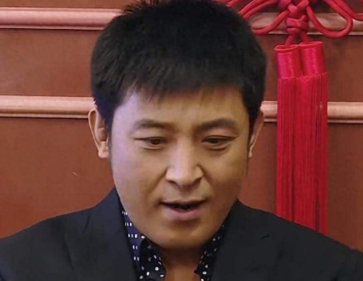 演员孙涛的妻子李莉_孙涛老婆李莉结婚照_孙涛妻子李莉简历