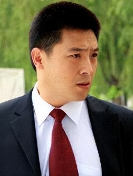 孙涛老婆李莉个人资料_孙涛妻子李莉图片_孙涛妻子李莉简历